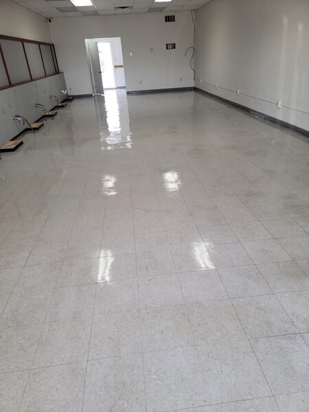 Commercial Floor Cleaning in Pittsburg, PA (3)